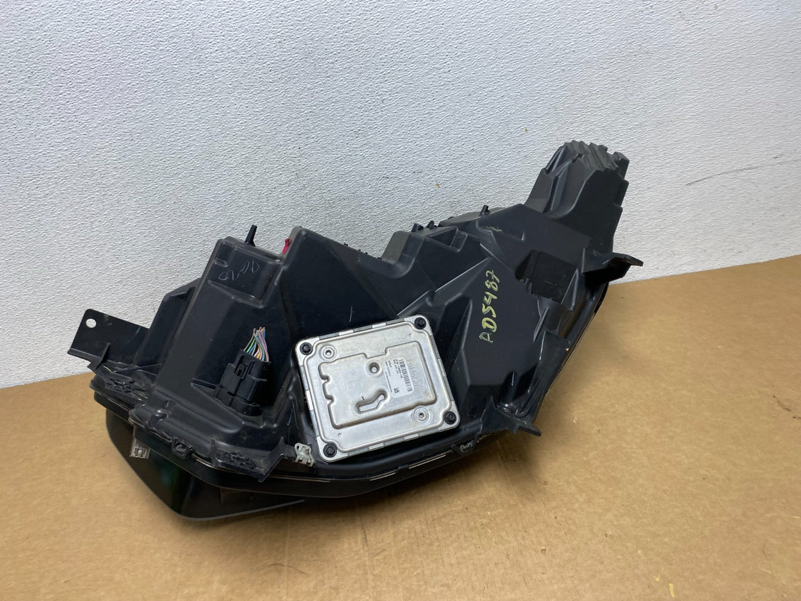 2020-2023 Ford Explorer Right Passenger side LED Police Headlight ad5487 DG8