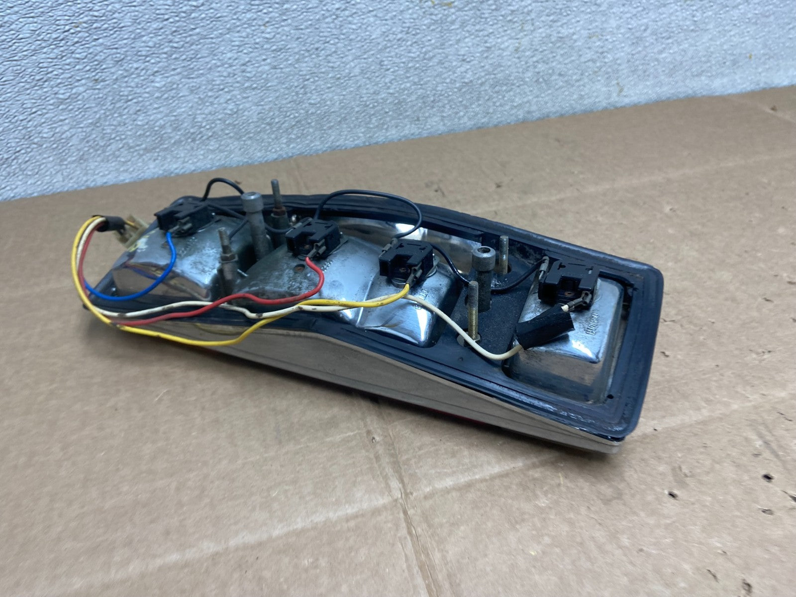 1973 to 1978 Fiat 124 Spider Left Driver LH Side Tail Light Y8542 PS7