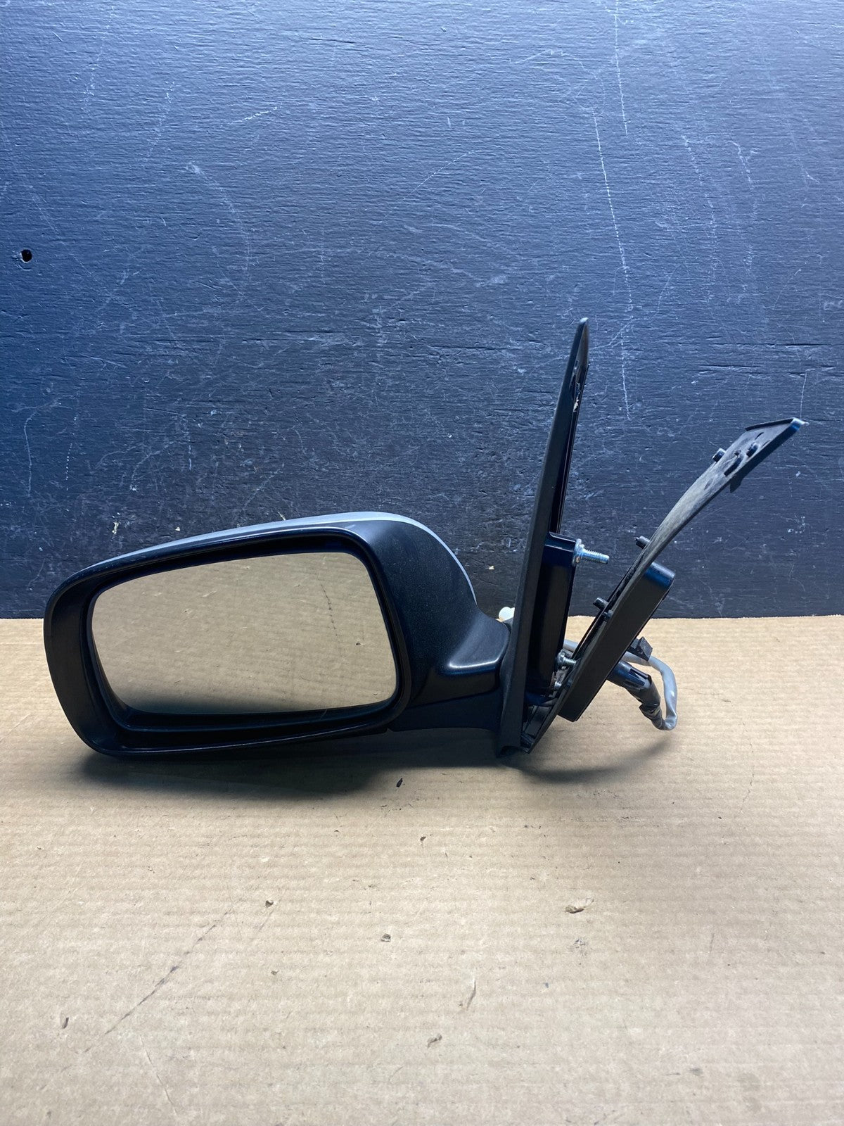 2004 to 2009 Toyota Prius Left Driver LH View Door Mirror AF4174 DW9