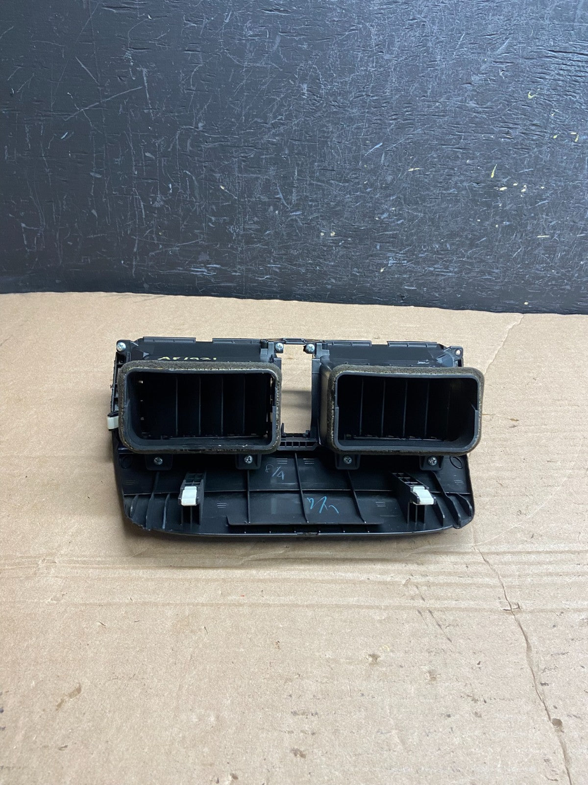 2004 to 2008 Acura TSX Center Dash Air Vent Insert Trim Bezel Middle af1921 DG4
