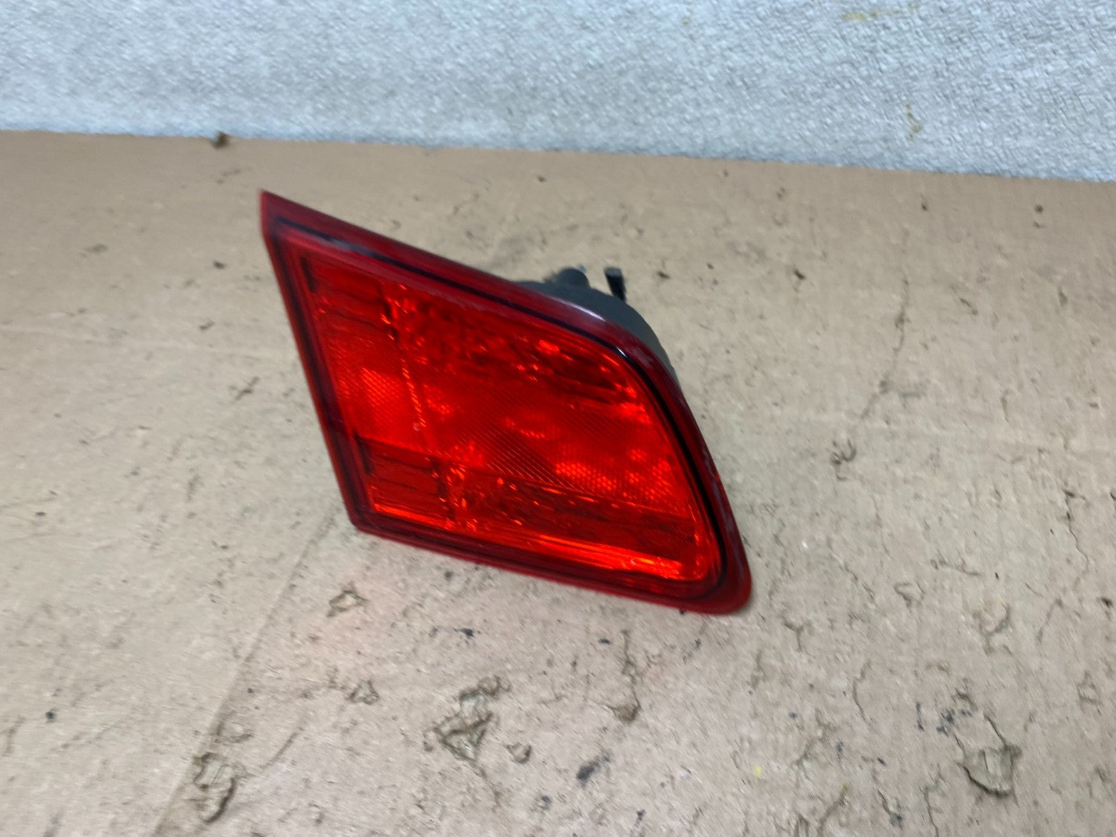 2010-2014 Subaru Legacy Left Driver Lh Side Tail Light Inner Oem W2994 DW1