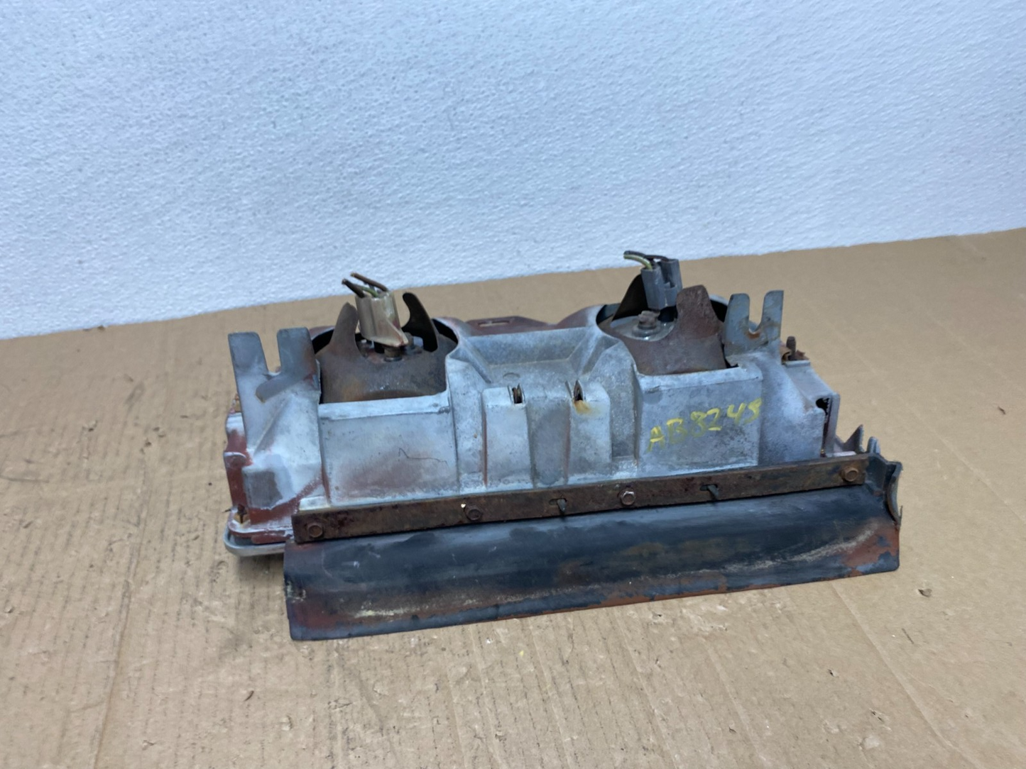 1975 to 1976 Cadillac Eldorado Driver Left Side Left Headlight AB82456