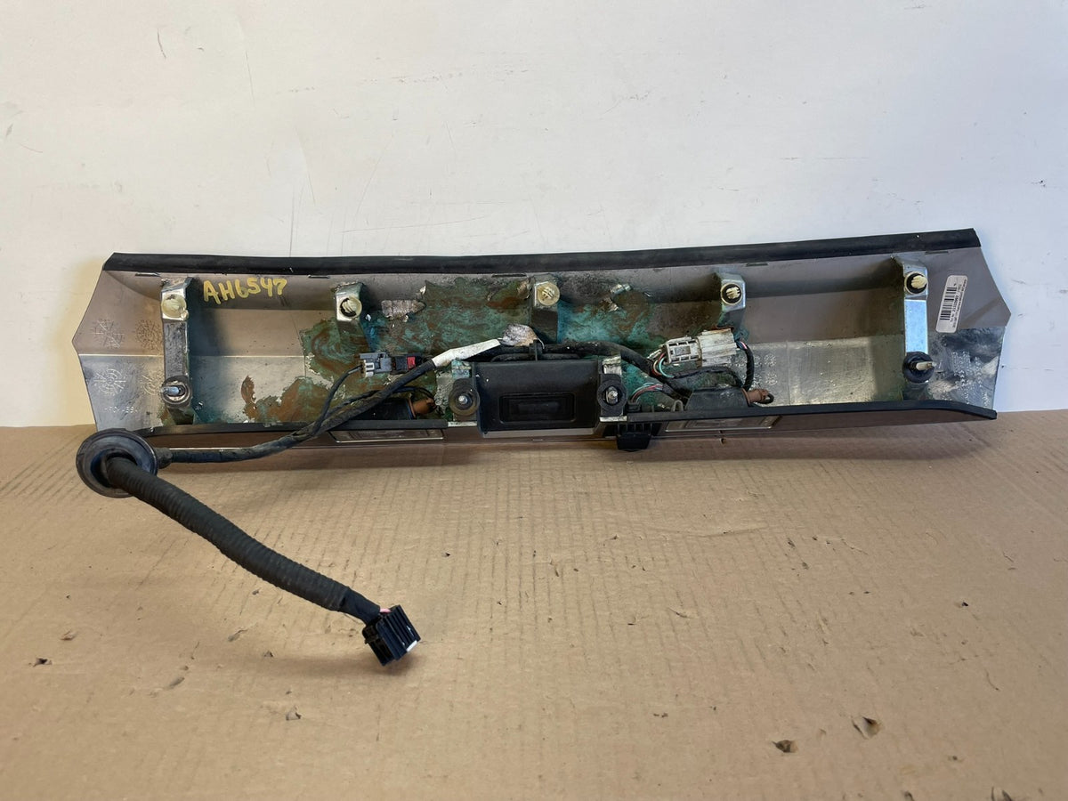 2011-2015 GMC Terrain Tailgate Liftgate Chrome Finish Molding Camera AH6547 DG4