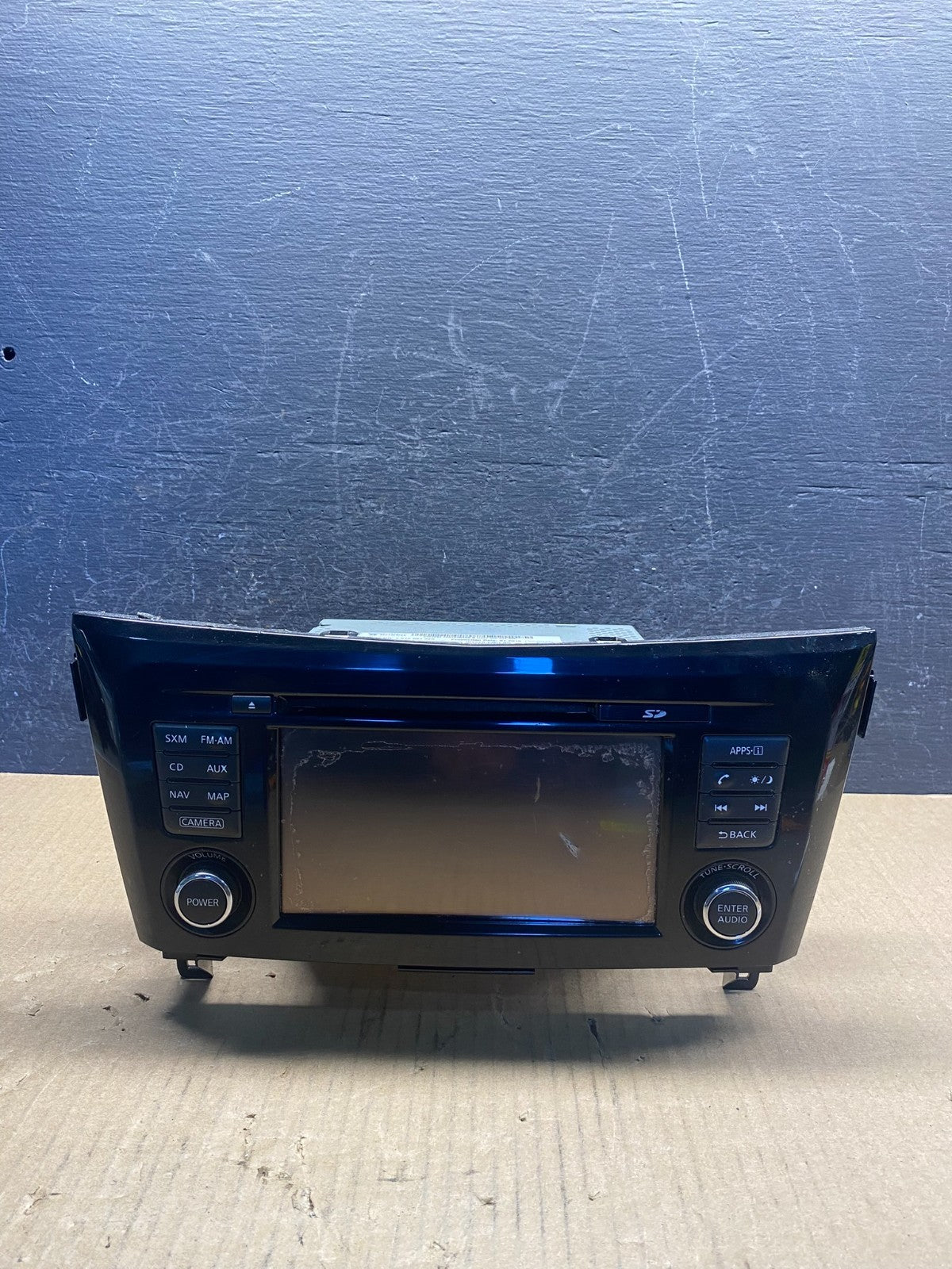 2014 to 2016 Nissan Rogue AM FM XM Radio CD Player Screen Receiver AG3831 DG0