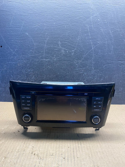 2014 to 2016 Nissan Rogue AM FM XM Radio CD Player Screen Receiver AG3831 DG0