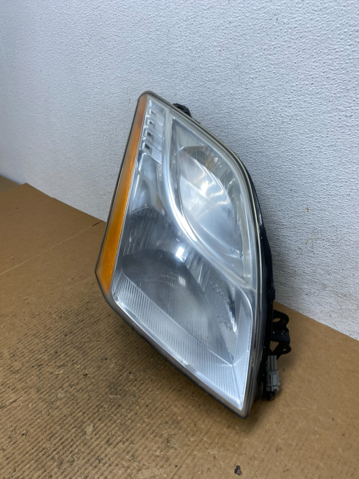 2010 2011 2012 Nissan Sentra Halogen Right Passenger RH Side Headlight AE1668 DW1
