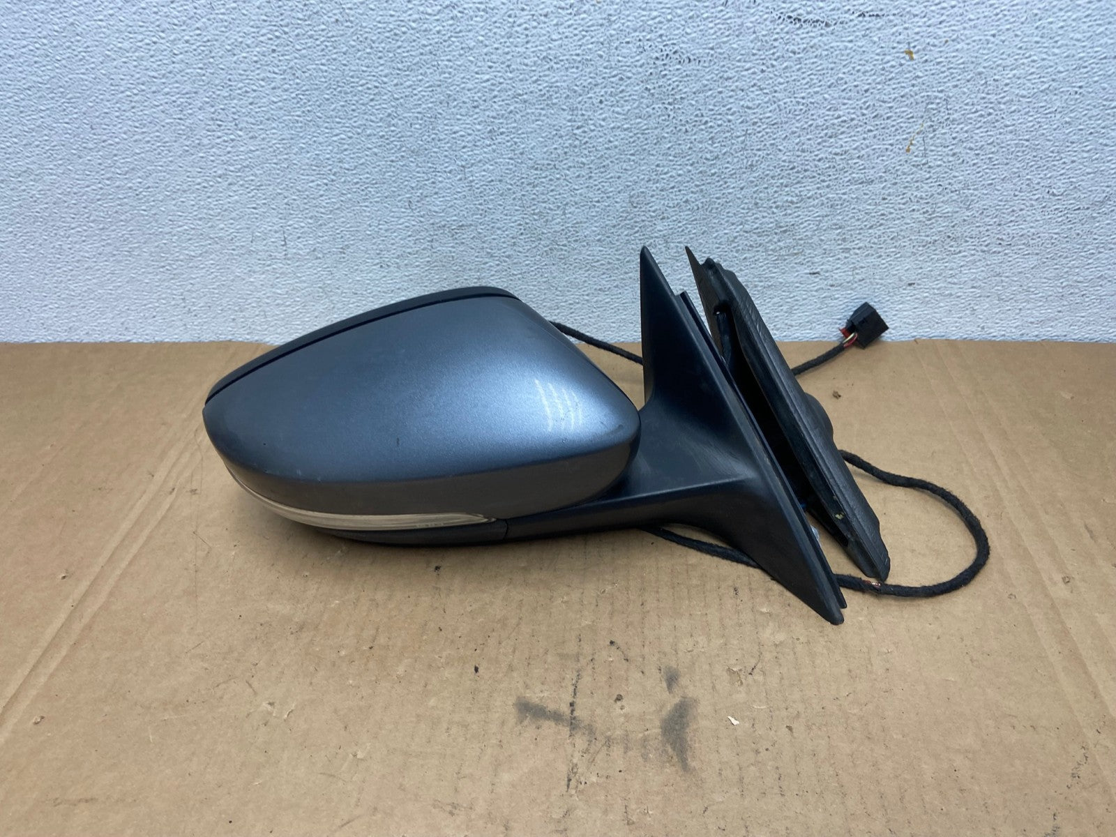 2012-2015 Volkswagen Passat Right Passenger Sgn Door View Mirror AD2696 LK0