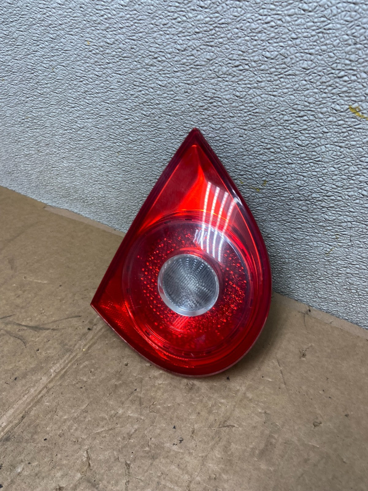 2006-2009 Volkswagen Golf Left Driver Lh Side Tail Light Inner Trunk AA2587 GD1