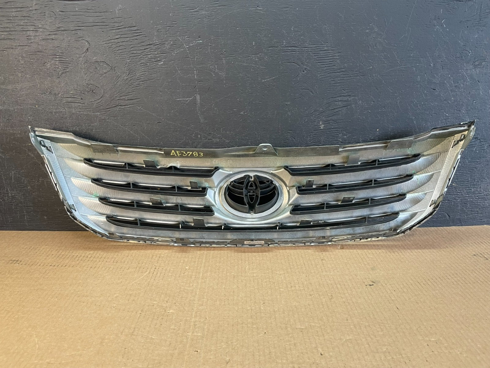 2008 to 2010 Toyota Avalon Front Upper Grill Grille AF3783 DG3