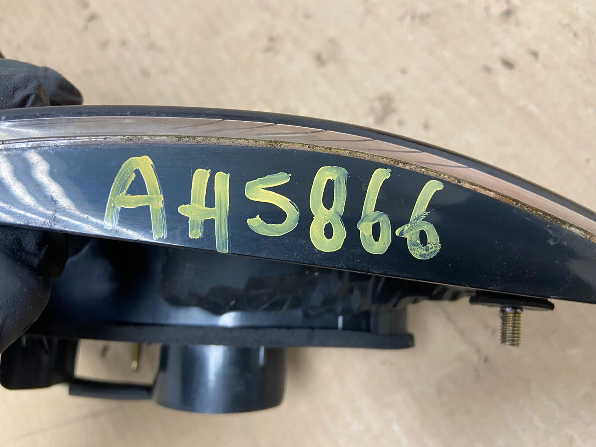 2002 2003 2004 Lexus Es300 Es330 Right Passenger Inner Tail Light AH5866 LK6