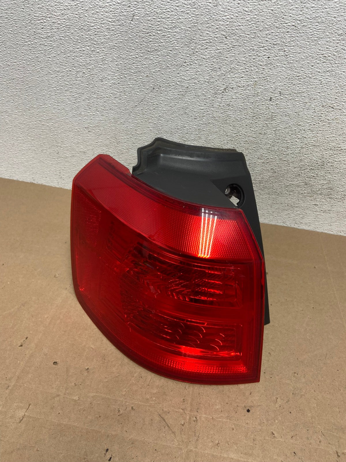 2010 to 2017 GMC Terrain Halogen Tail Light Left Driver Lh Side AE5067 LK0