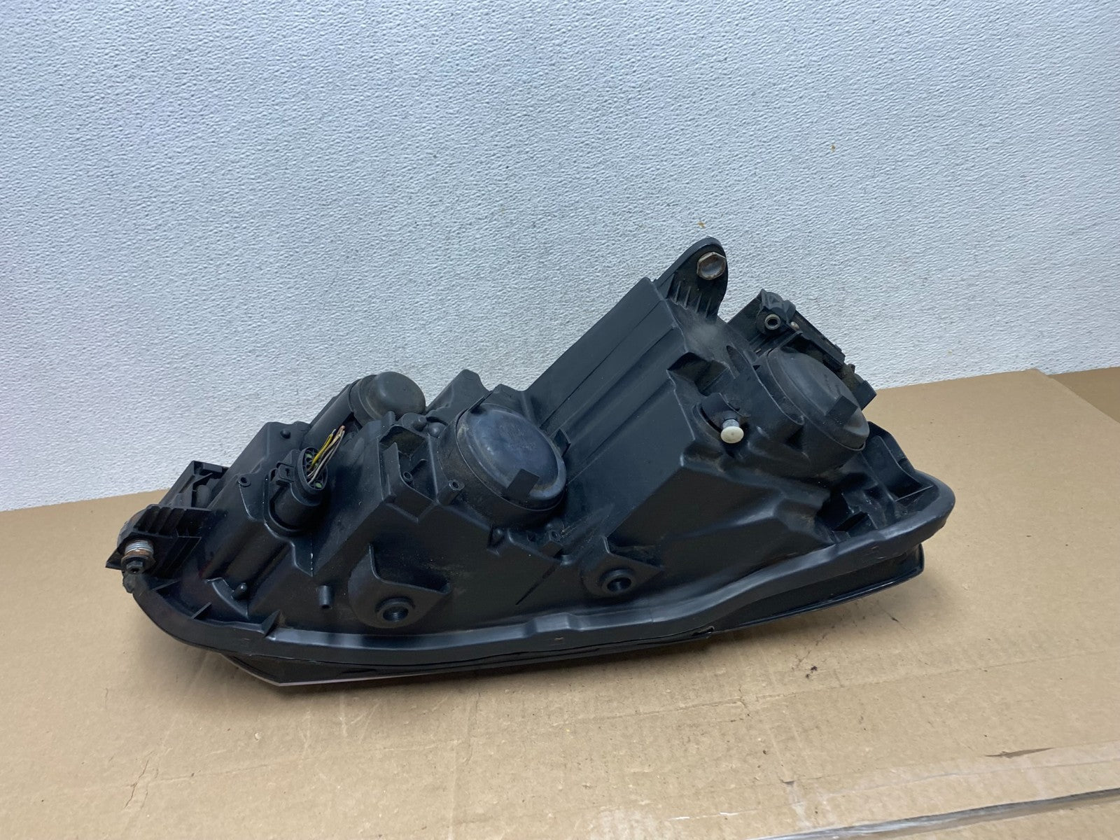 2012-2015 Volkswagen Passat Left Driver LH Side Halogen Headlight TYC AE6745 DW6
