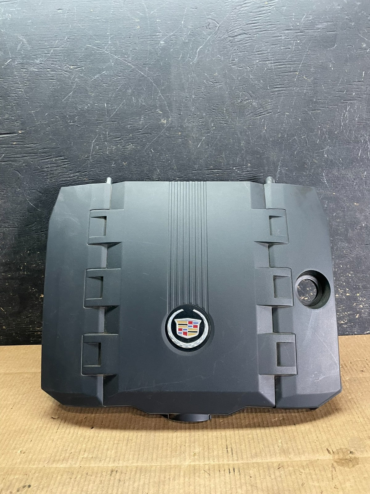 2008 to 2013 Cadillac CTS 3.6L Plastic Engine Cover Shield OEM AA9218 DG0