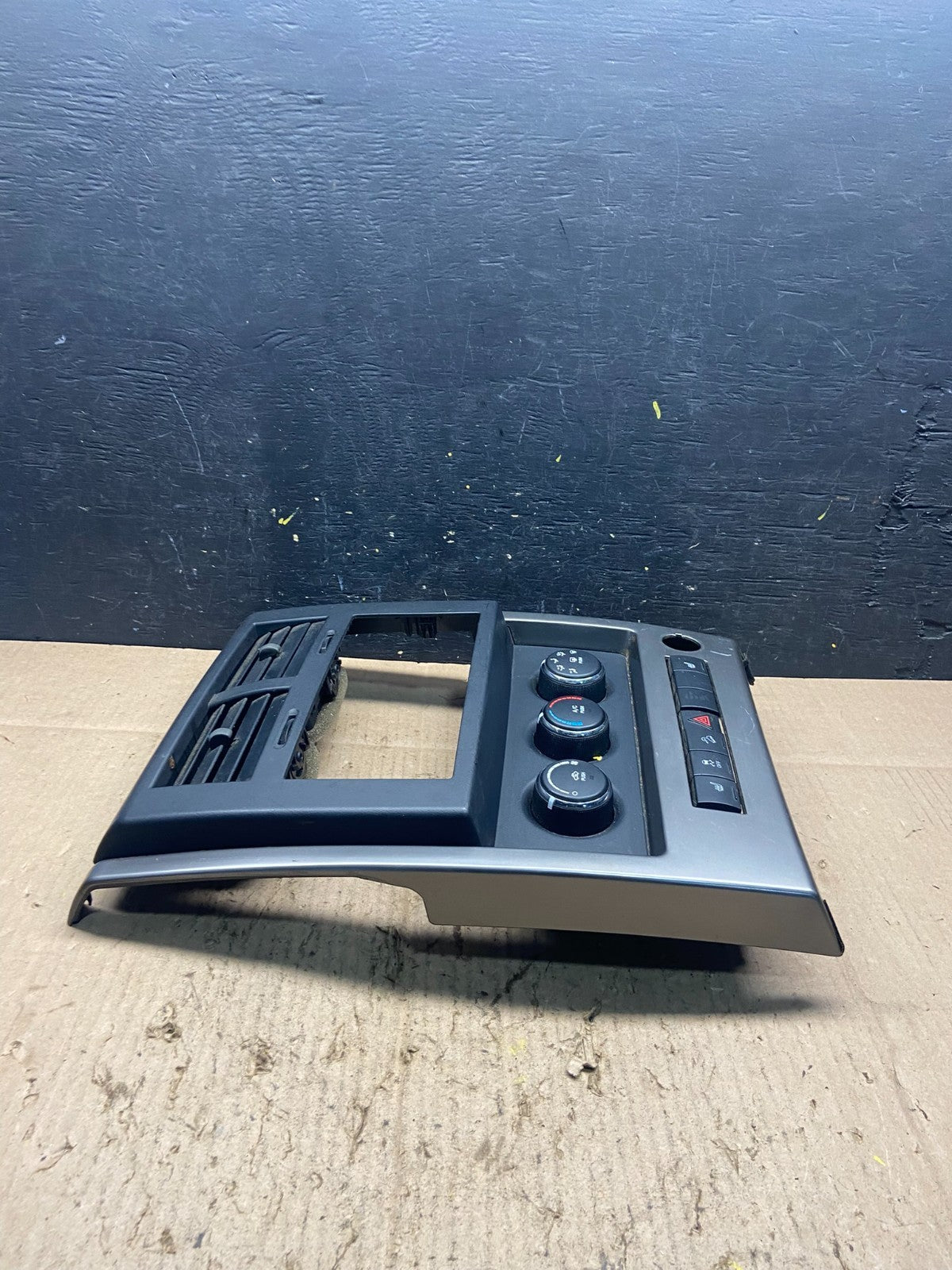 2008 to 2012 Jeep Liberty Dash Climate Temperature Control Radio Bezel Q1026 DG4