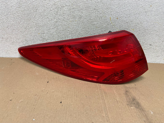 2010 to 2015 Hyundai Tucson Left Driver LH Tail Light AH0714 LK0