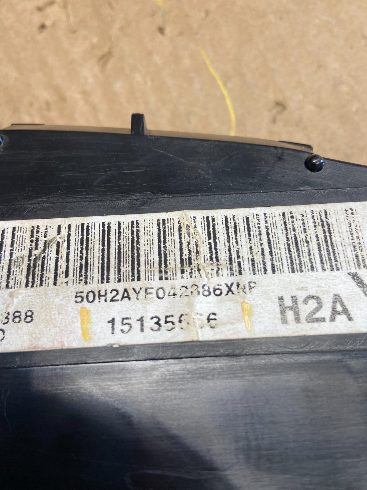 2003 to 2006 GMC Yukon Denali Cluster Gauge Speedometer AD22696