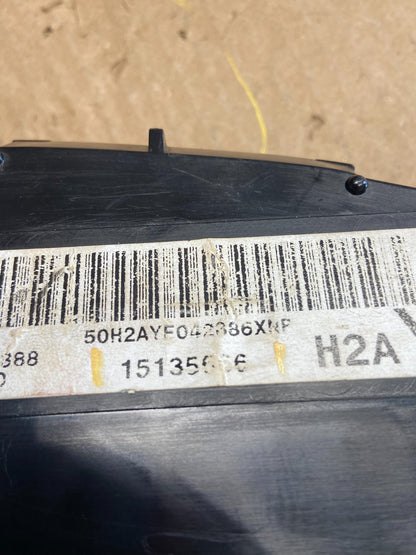 2003 to 2006 GMC Yukon Denali Cluster Gauge Speedometer AD22696