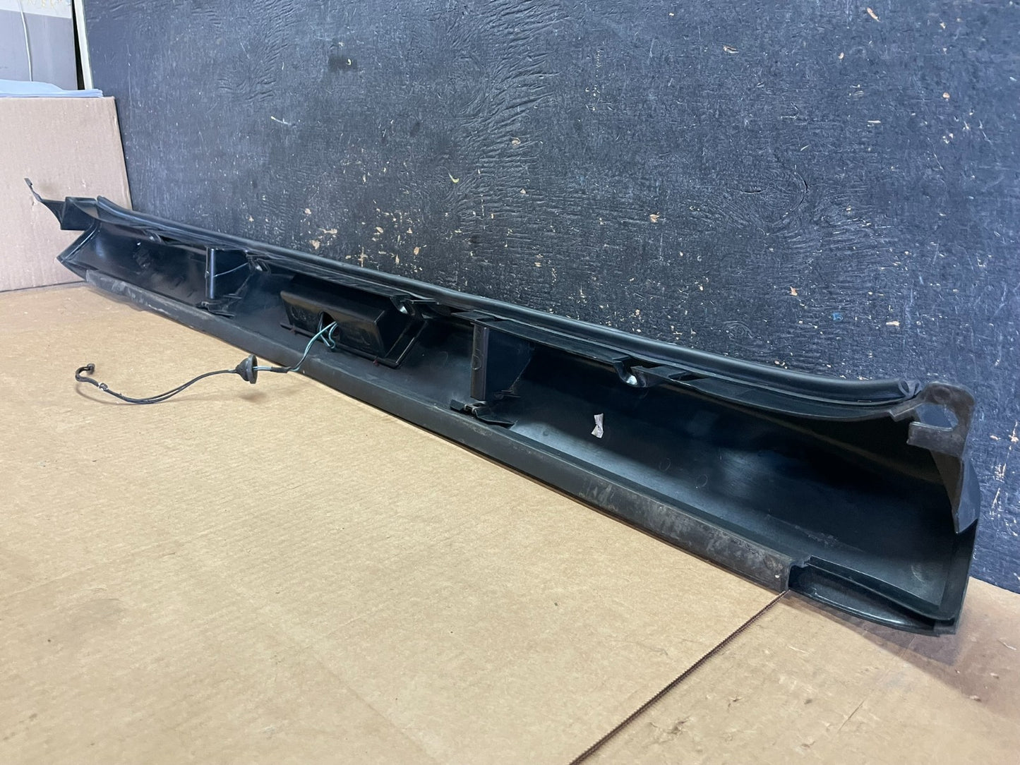 2003 to 2020 Chevrolet Express 3rd Third Brake Light Trim Spoiler aa8979 DG7
