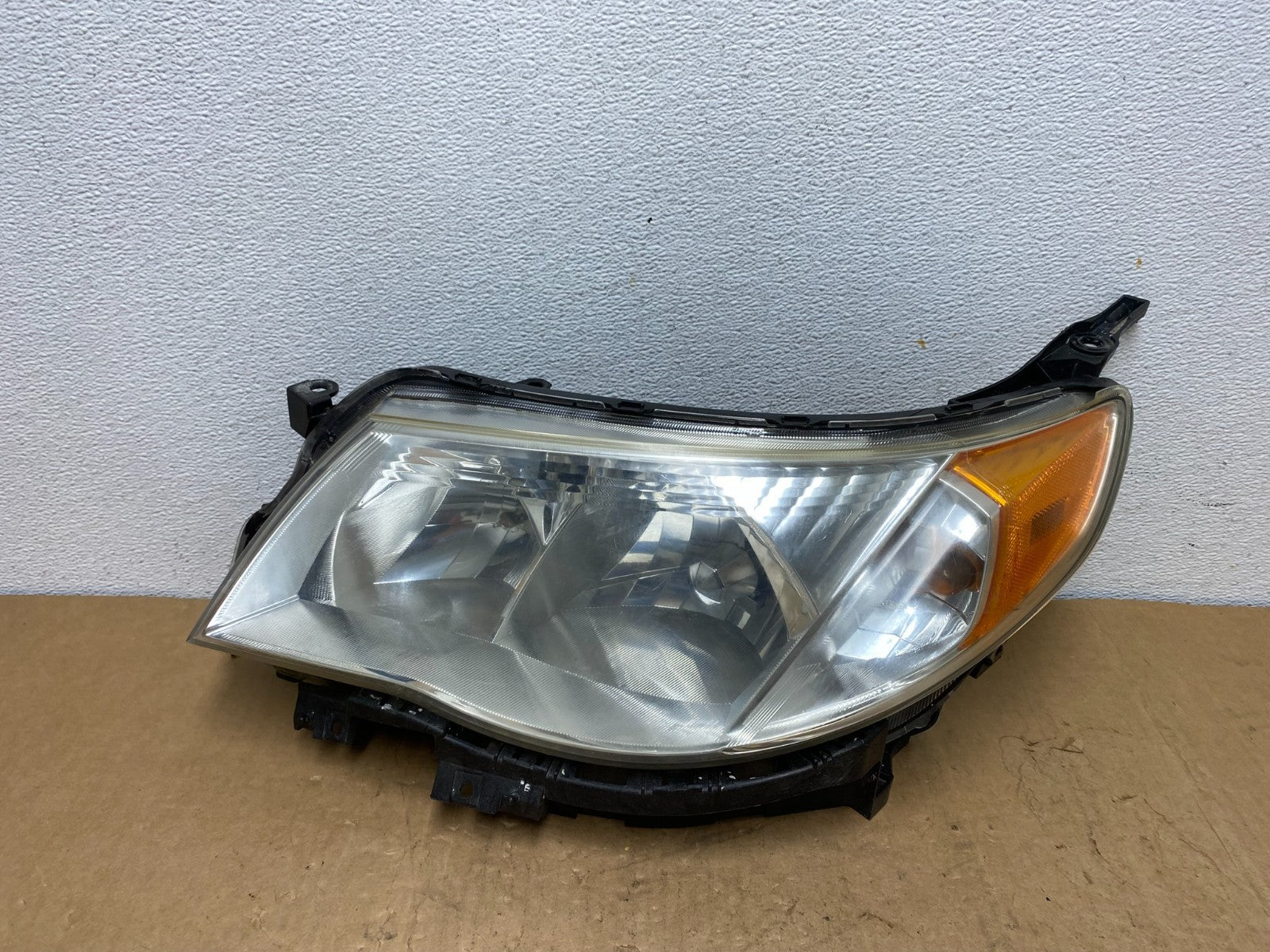 2009-2013 Subaru Forester Left Driver LH Halogen Headlight AD1266 DW0