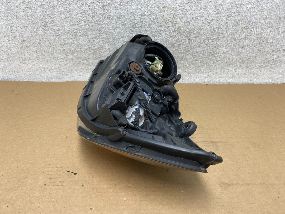 2007 2008 2009 Kia Spectra Right Passenger RH Side Halogen Headlight AH4410 DW8
