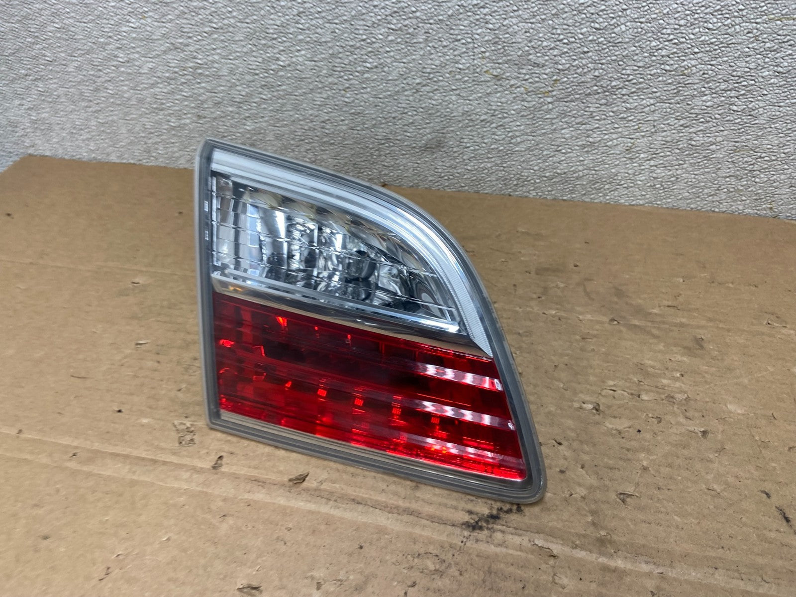 2010 2011 2012 Mazda CX-9 Tail Light Inner Left Driver LH Side OEM AB4747 LK1