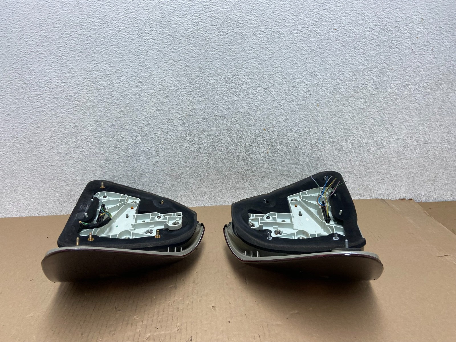 2003-2006 Mercedes E Class Sedan Left+Right Side Tail Lights AE7229 DW11