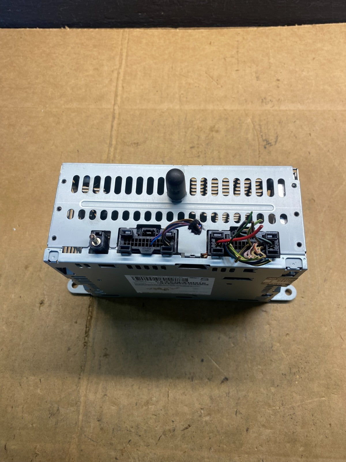 2014 to 2015 Ford Explorer Audio Equipment Radio Receiver AM FM CD ad4980 DG5