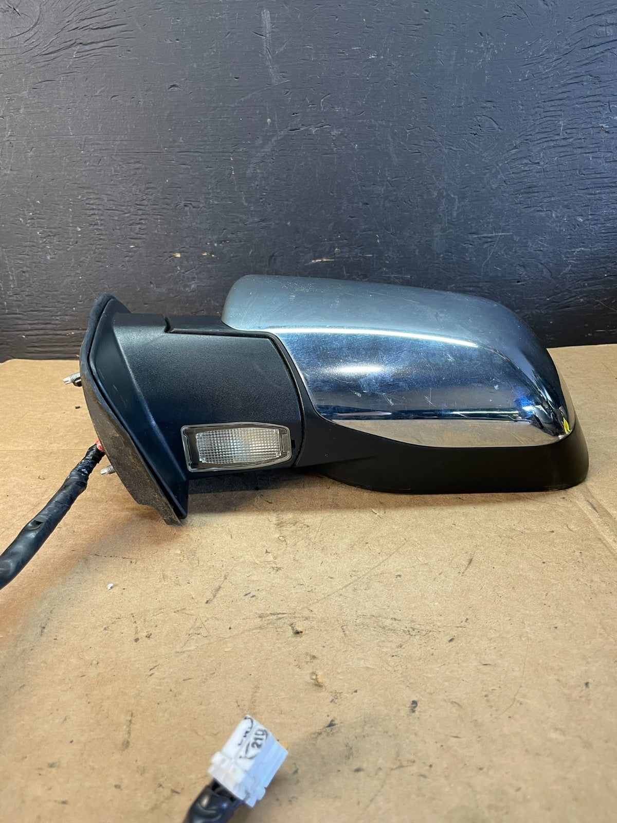 2004-2010 Infiniti QX56 Left Driver LH View Mirror AE1075 DW3