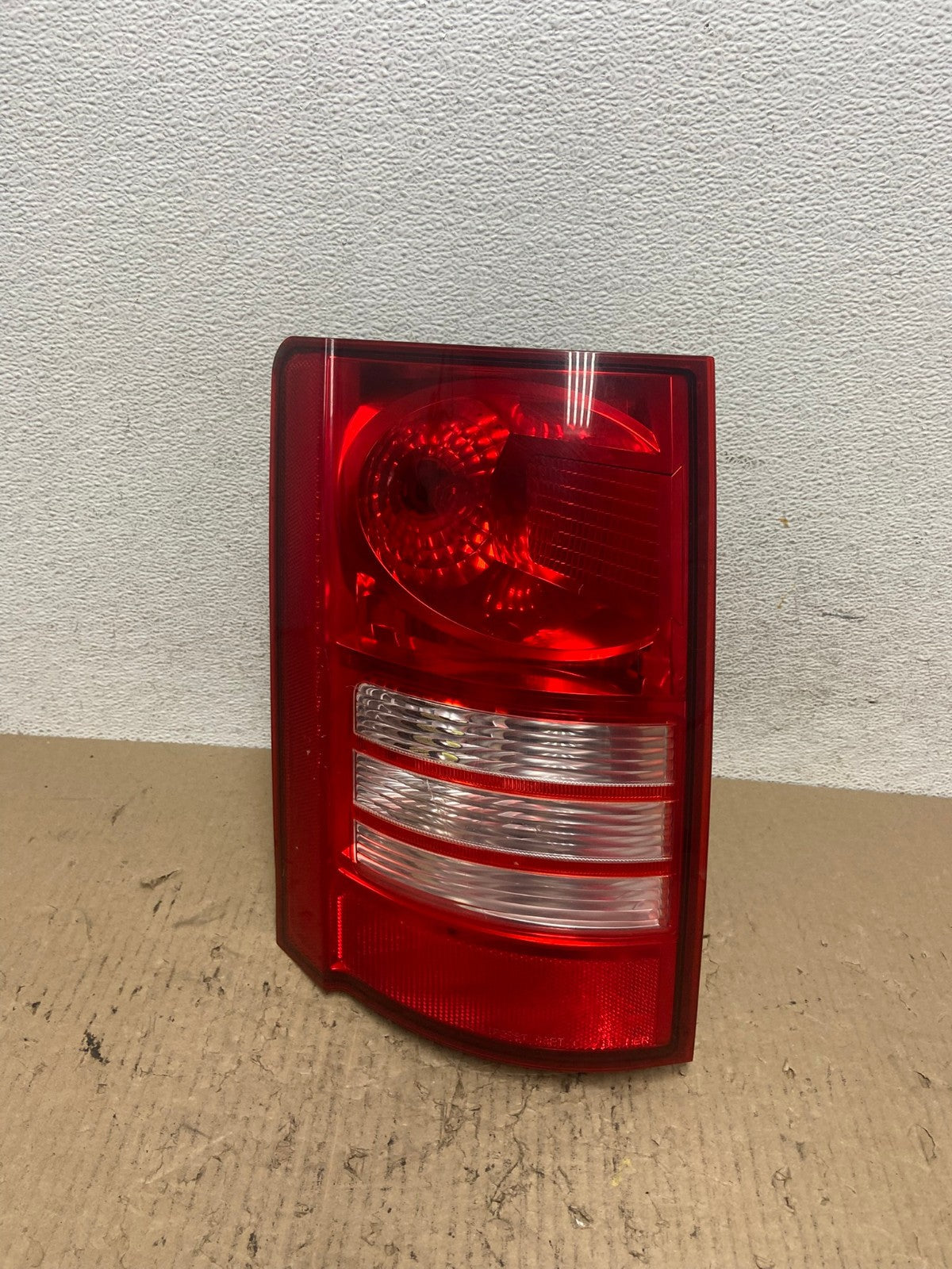 2008-2010 Chrysler Town and Country Left Driver Tail Light AF7069 LK0