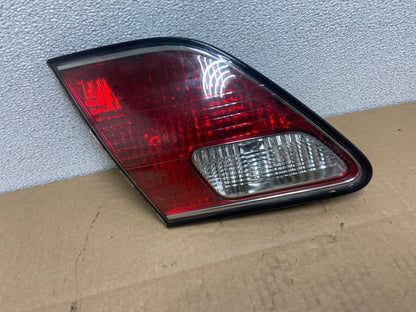 2002 2003 2004 Lexus ES300 ES330 Left Driver Lh Inner Tail Light Oem AB6149 LK0