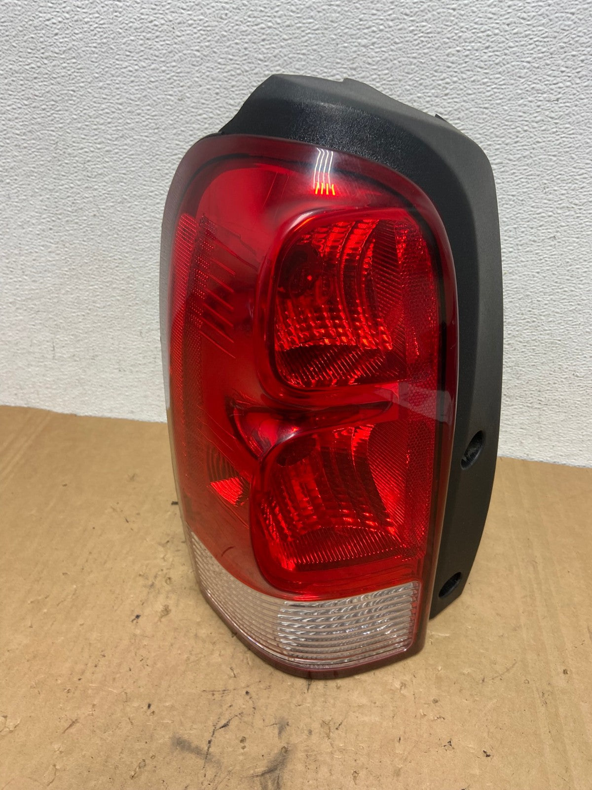 2005 to 2009 Pontiac Montana / Uplander Left Driver Lh Tail Light TYC AD3118 LK0