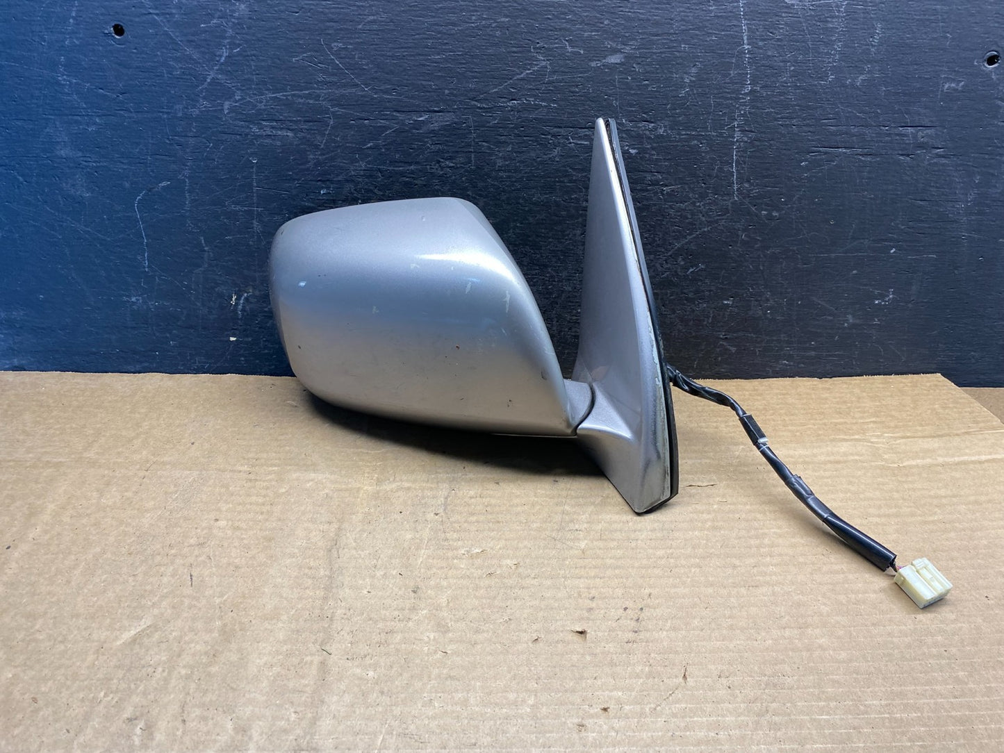 2001-2007 Toyota Highlander Right Passenger RH View Door Mirror AD9758 DW0