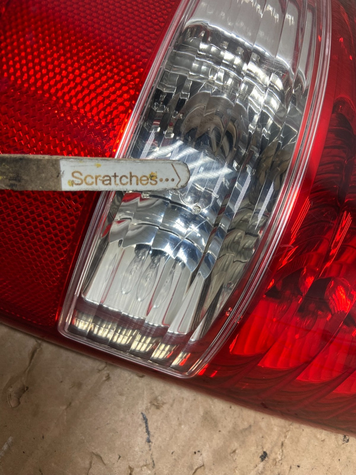 2004 to 2008 Ford F150 F-150 Left Driver LH Side Tail Light AI9276 LK3