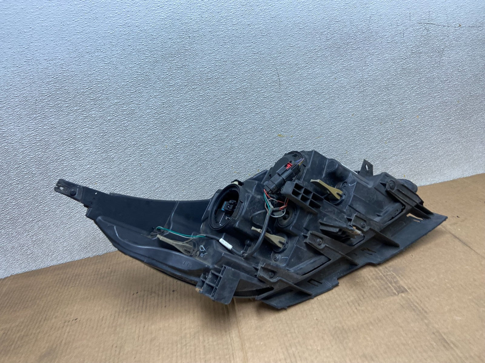 2013 2014 2015 Chevrolet Malibu Headlight Projector Left Driver Side Oem AA53118