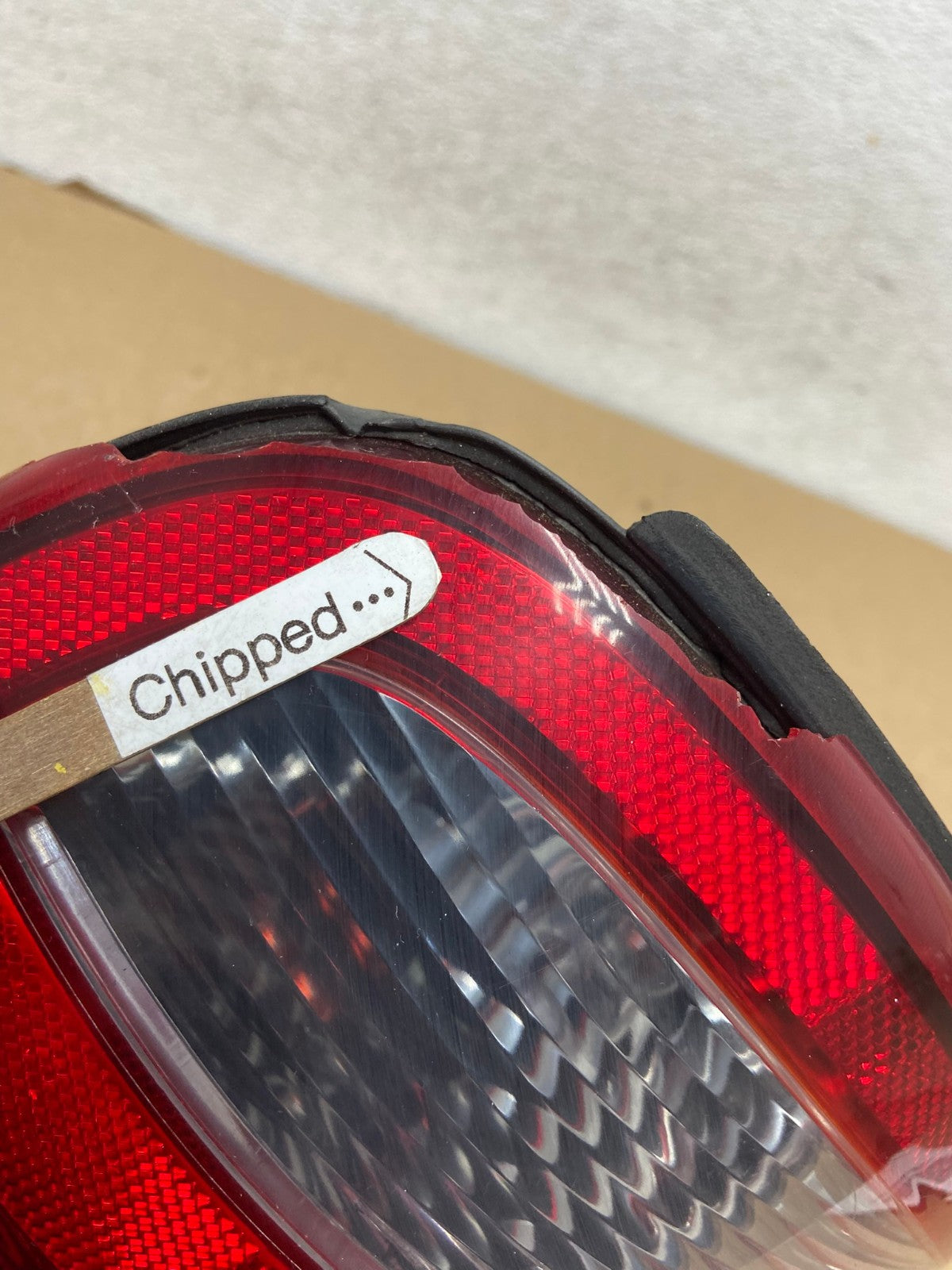 2004 - 2007 Dodge Grand Caravan Right Passenger Side Tail Light AF7937 LK4