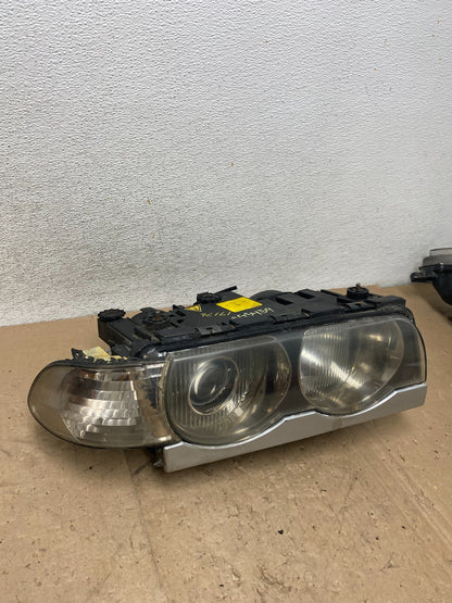 1999-2001 BMW 7 Series E38 740i Xenon Right Passenger RH Headlight AG5458 DW2