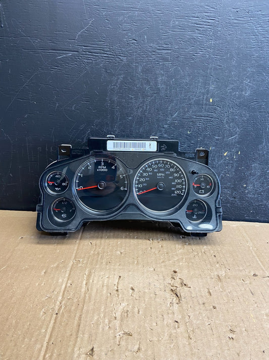 2007 2012 GMC Yukon Tahoe Sierra Speedometer Cluster Gauge AD6887 DG0