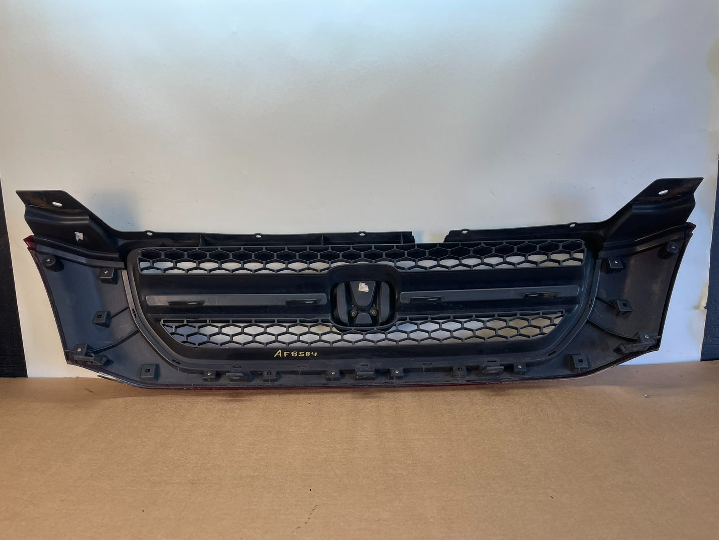 2003 2004 2005 Honda Pilot Front Upper Grill Grille AF8584 DG4