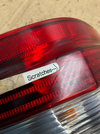 2009 to 2011 Mercedes ML350 ML-Class Right Passenger RH Tail Light AA8362 DW3