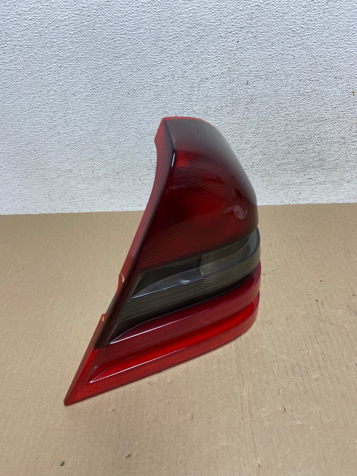 1998 to 2000 Mercedes C-Class Passenger Right Side Tail Light AE6967 LK2