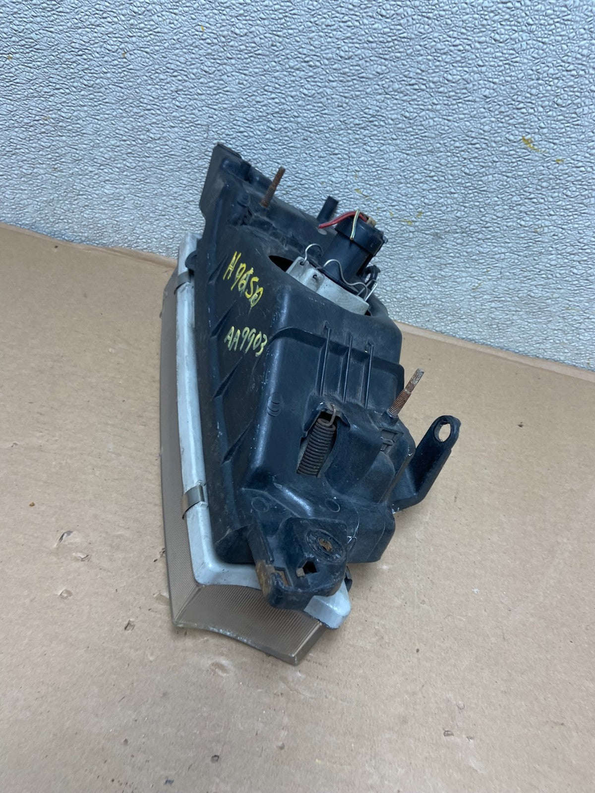 1997 - 1999 Subaru Legacy Left Driver LH Side Headlight Halogen Oem AA9903 DW6