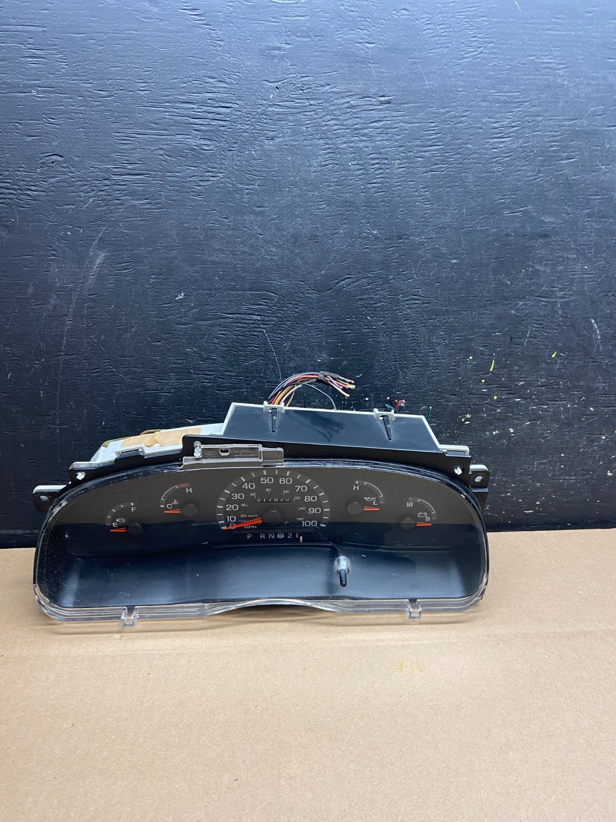 1997 to 2003 Ford E350 VAN Gauge Speedometer Cluster Oem t4310 DG0