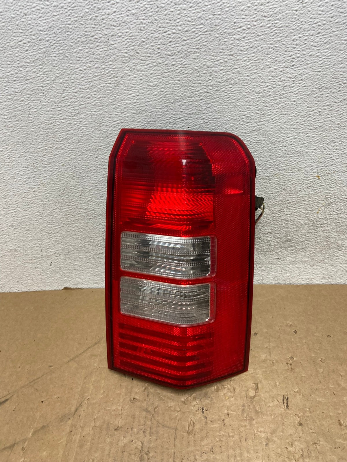 2008-2016 Jeep Patriot Right Passenger Rh Side Tail Light AG1170 LK0