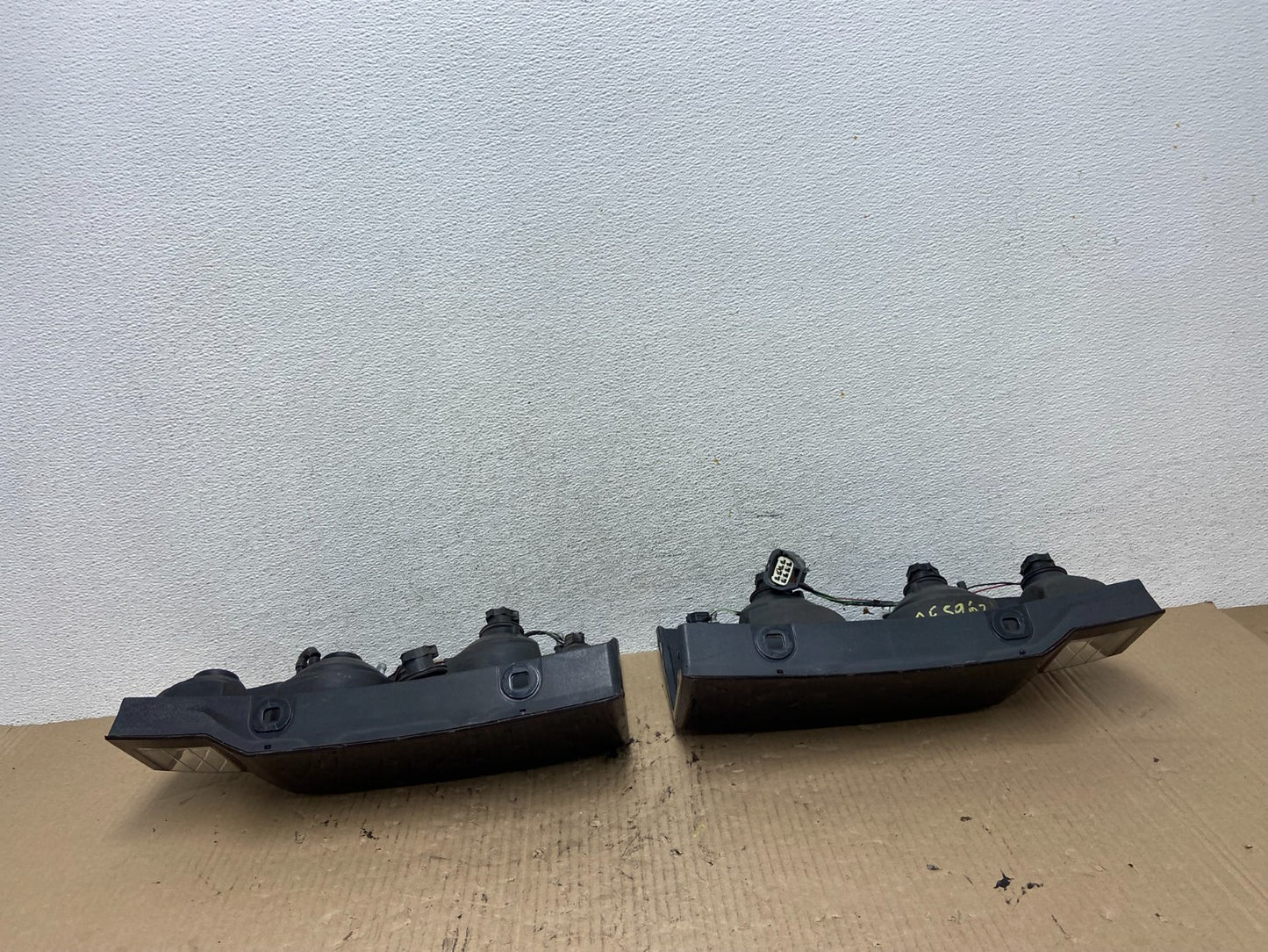 2006 to 2010 Jeep Commander Left+Right Side Tail Lights AF5962 DW7