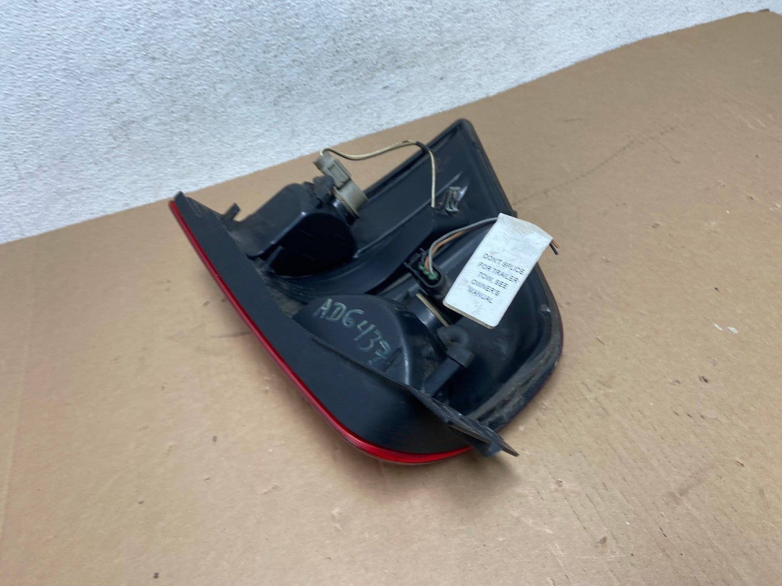 2004 to 2007 Ford Freestar Right Passenger RH Side Tail Light AD6437 LK4