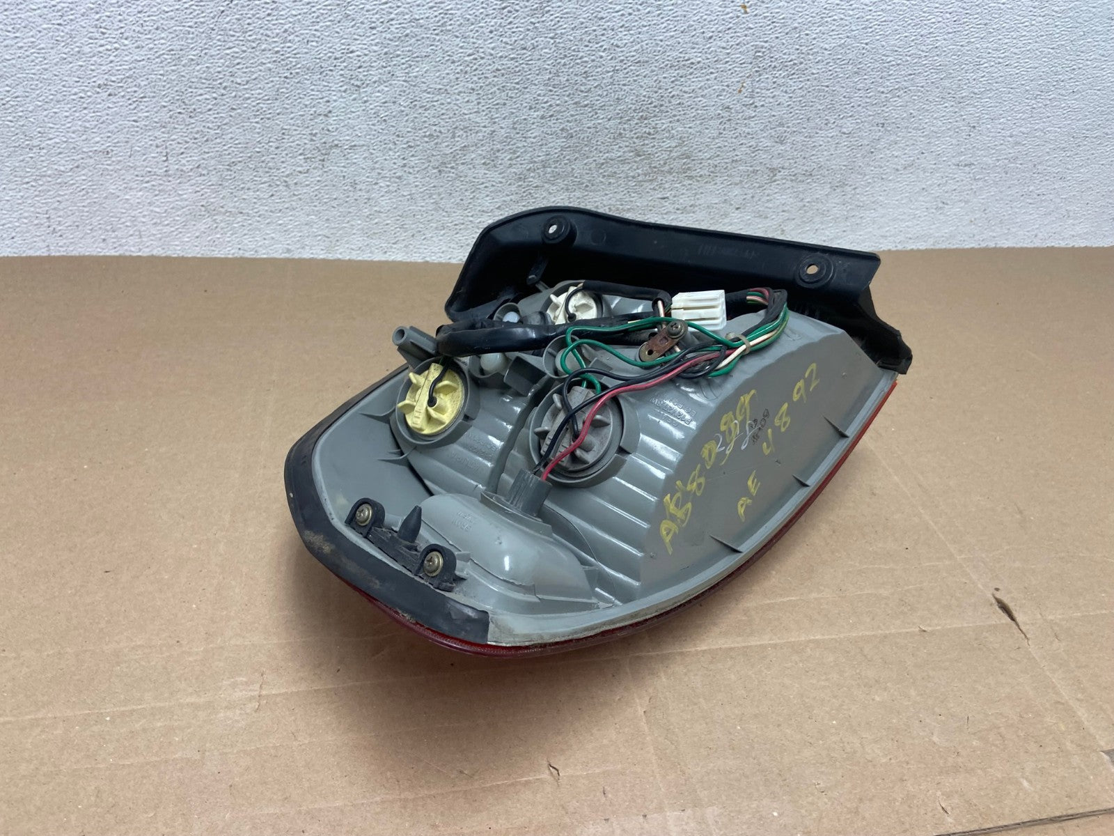 2001 2002 2003 2004 Hyundai Santa Fe Right Passenger Rh Tail Light AE4892 LK6