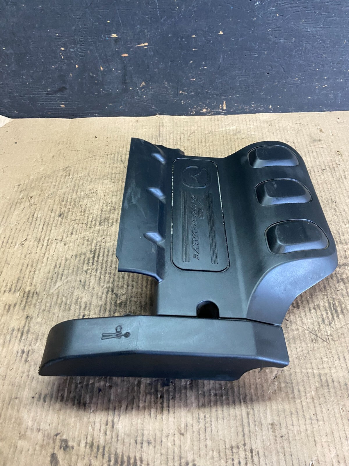 2000 to 2003 Mazda Tribute DOHC 24 VALVE Engine Shield Top Cover O0938 PS2