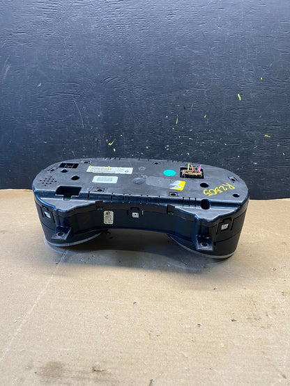 2014 Chrysler 300 Speedometer Instrument Cluster Gauges OEM R2505 DG5