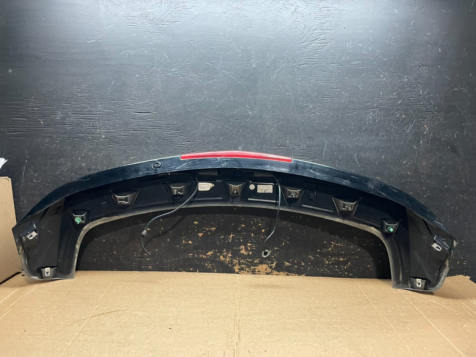 2010-2016 Cadillac Srx Upper Rear Spoiler Wing Brake Light Oem z5758  DG8