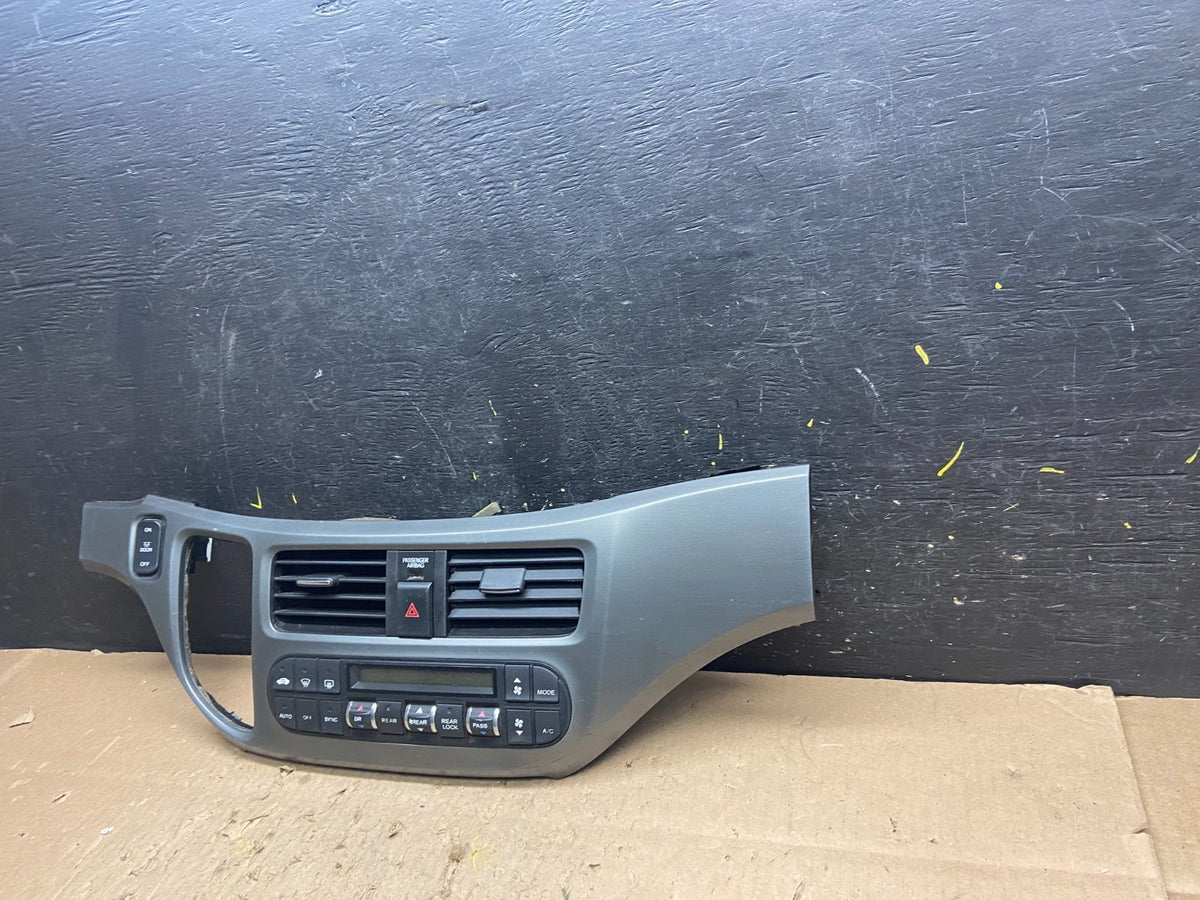 2005 to 2010 Honda Odyssey Radio Climate Control Dash Trim Bezel T8934 DG2